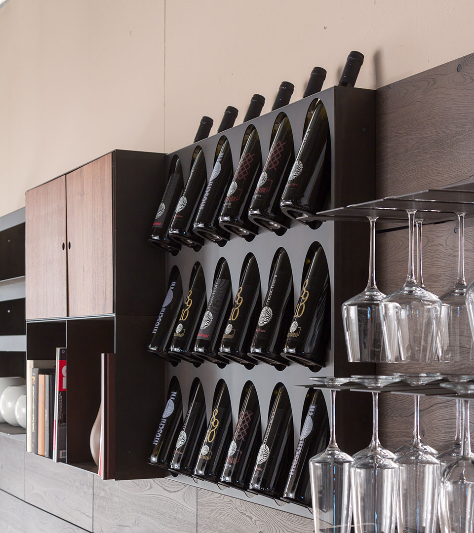 Furnitures for wine tasting venues Wine To Be Elite To Be